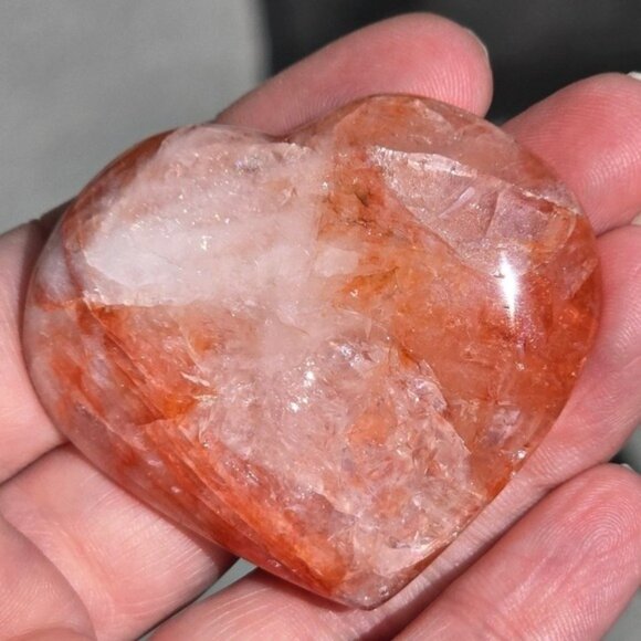 Fire Hematoid Quartz ✦ Rainbow Crystal Heart ✦ Grounding Focus Ritual NWT - Picture 2 of 13